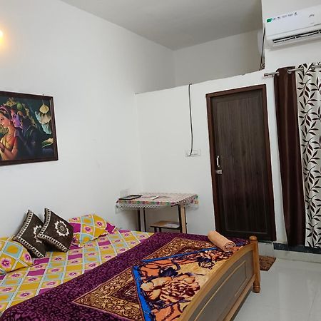 Pratibha Home Stay Джабалпур Екстериор снимка
