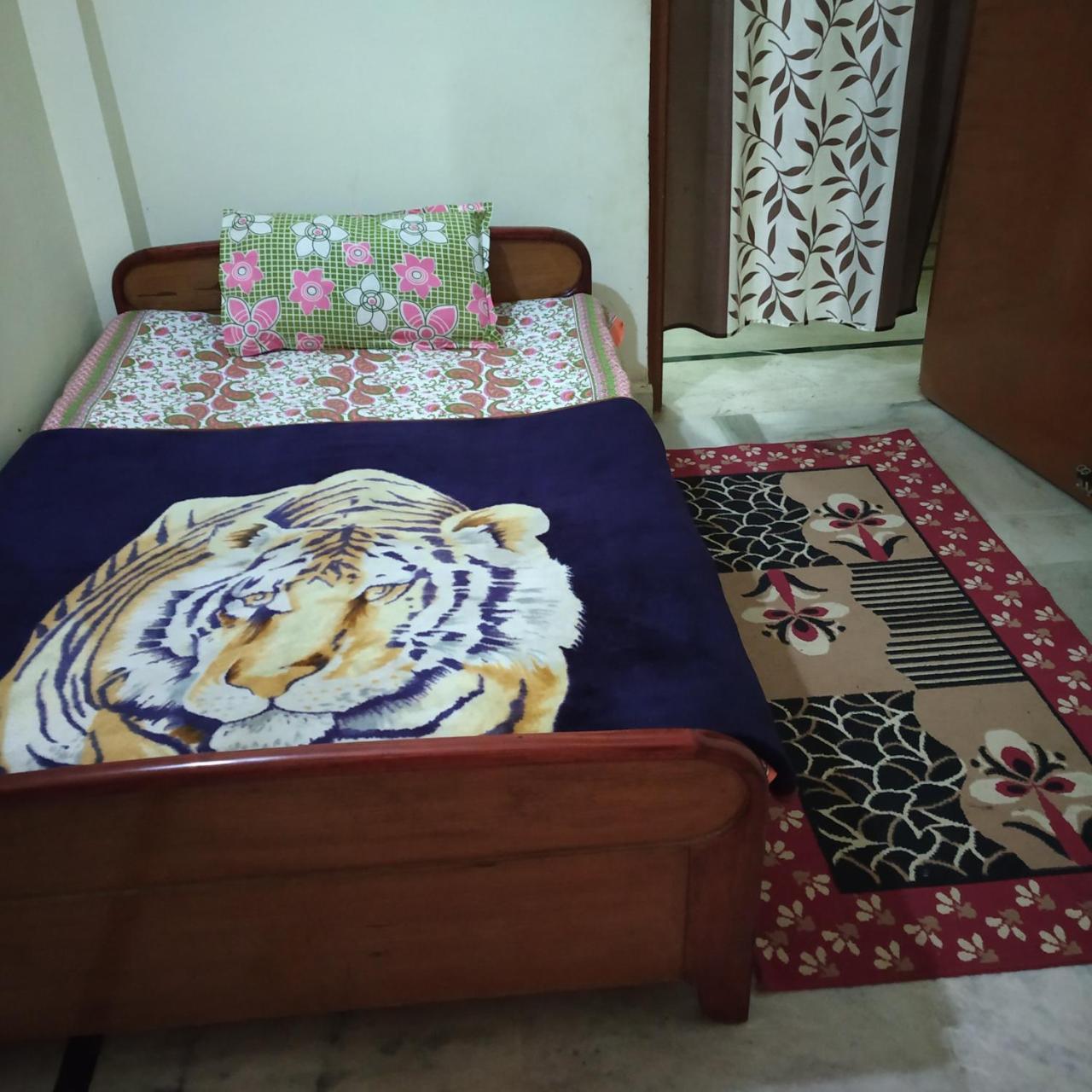 Pratibha Home Stay Джабалпур Екстериор снимка